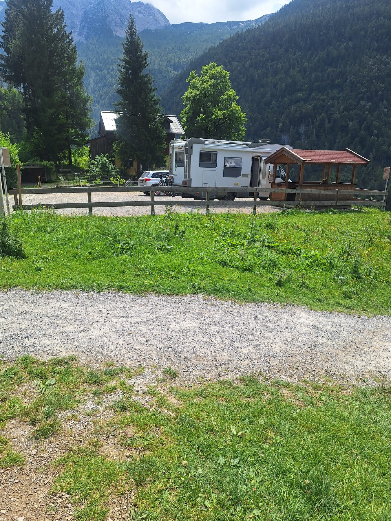 Wohnmobil am privaten Stellplatz der Familie Schmuck